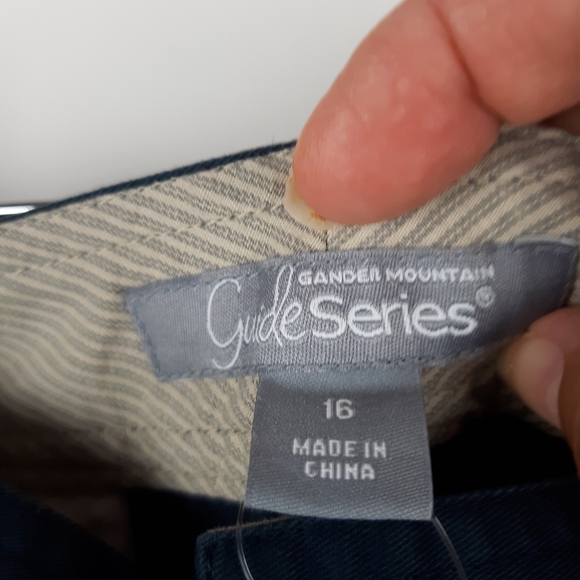 NWT Pair of Gander Mountain Shorts - Picture 6 of 11